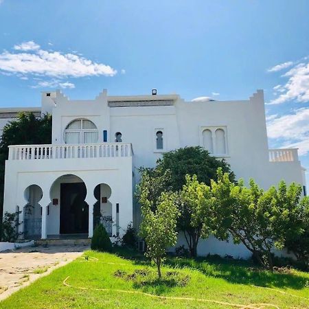 Atemberaubende Villa Dar Jbila In Tanger Bagian luar foto