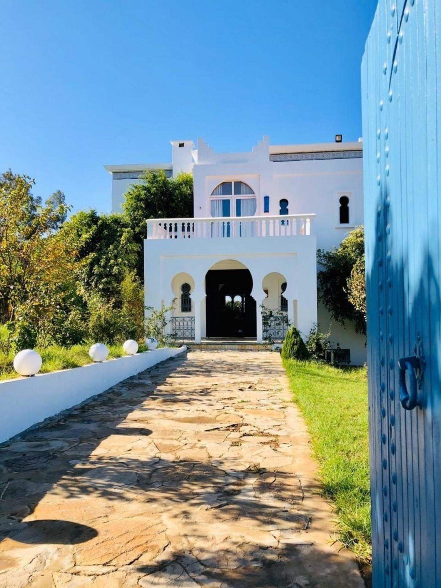 Atemberaubende Villa Dar Jbila In Tanger Bagian luar foto